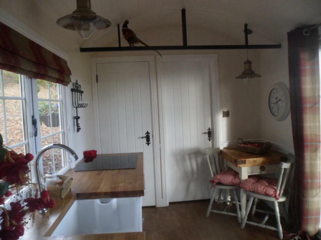Borthwickbrae Shepherd'S Hut Hawick Εξωτερικό φωτογραφία