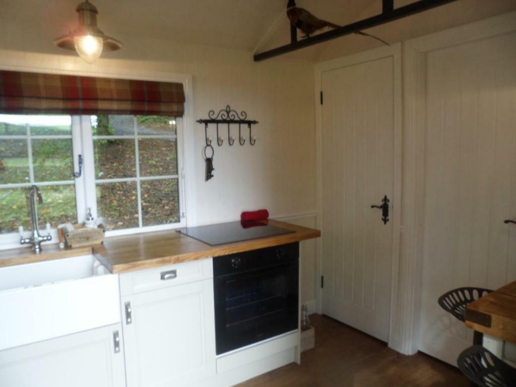 Borthwickbrae Shepherd'S Hut Hawick Εξωτερικό φωτογραφία